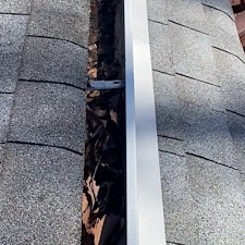 Gutter-Power-Washing-in-Great-Falls-VA 0